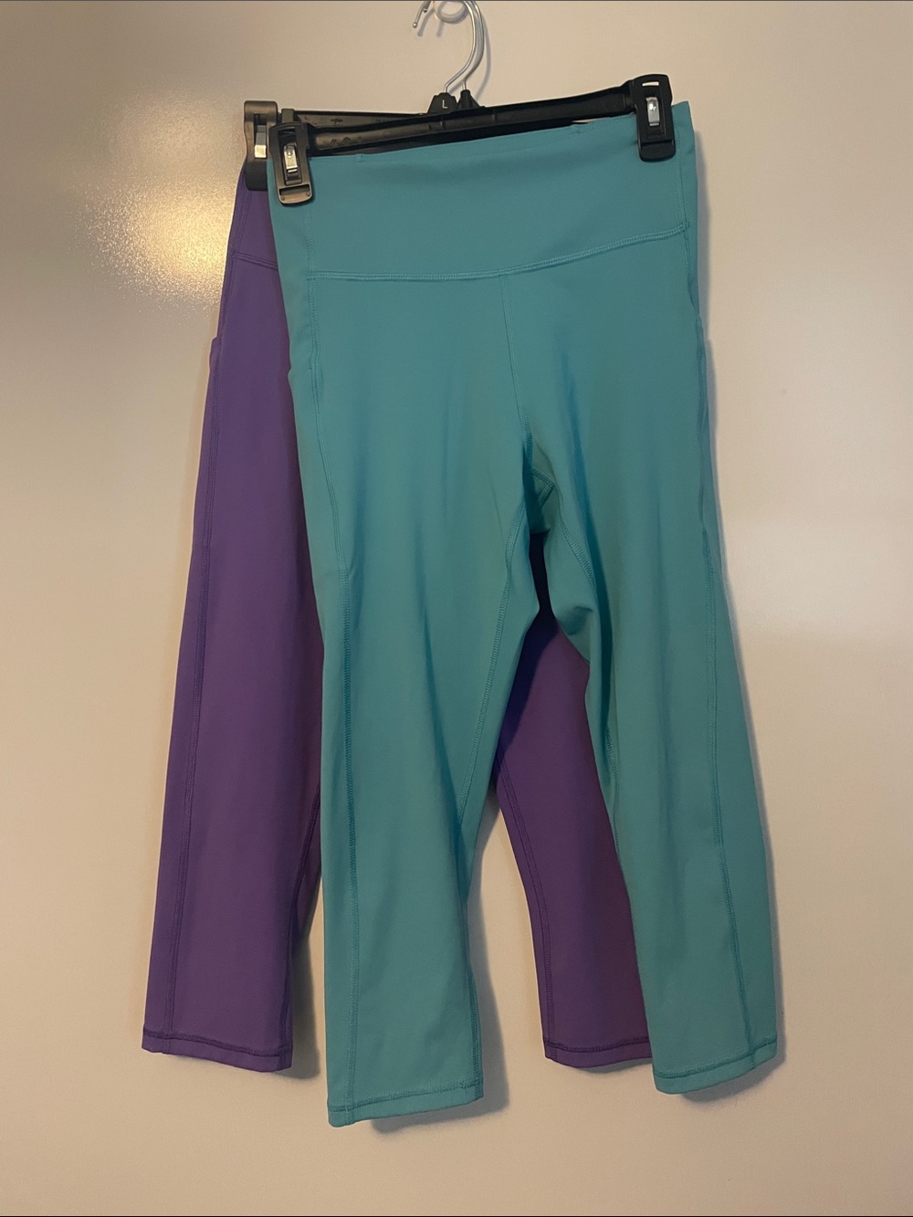 Tek Gear Ultrastretch Cropped legging Bundle size Medium